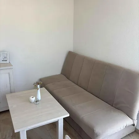 In - Insel 42973 شقة فير